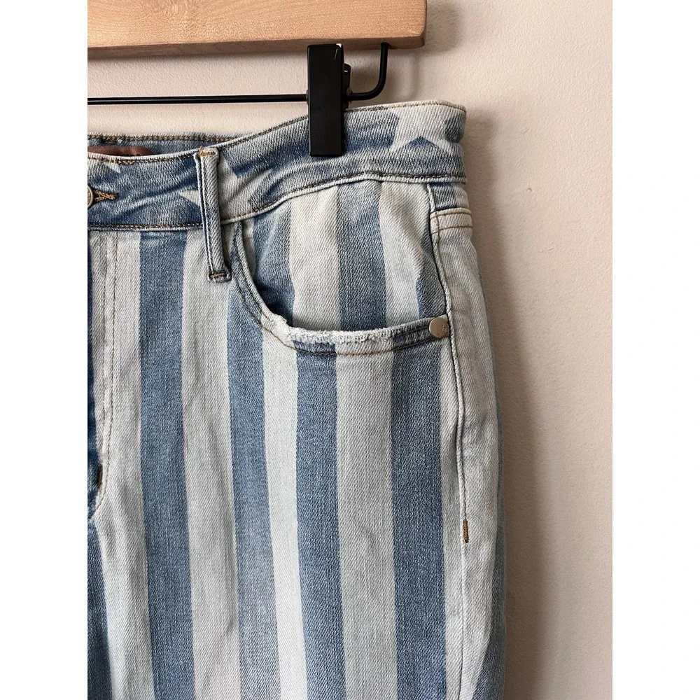 Judy Blue Jeans Size 13 / 31 Star Stripe Flare  Patriotic Denim Pants Light Wash